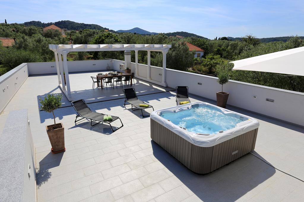Villa Tea Zara Esterno foto